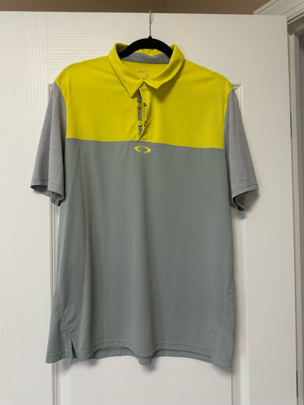 Oakley Men’s Short Sleeve Polo - Yellow & Gray